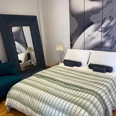 The Loft アパート